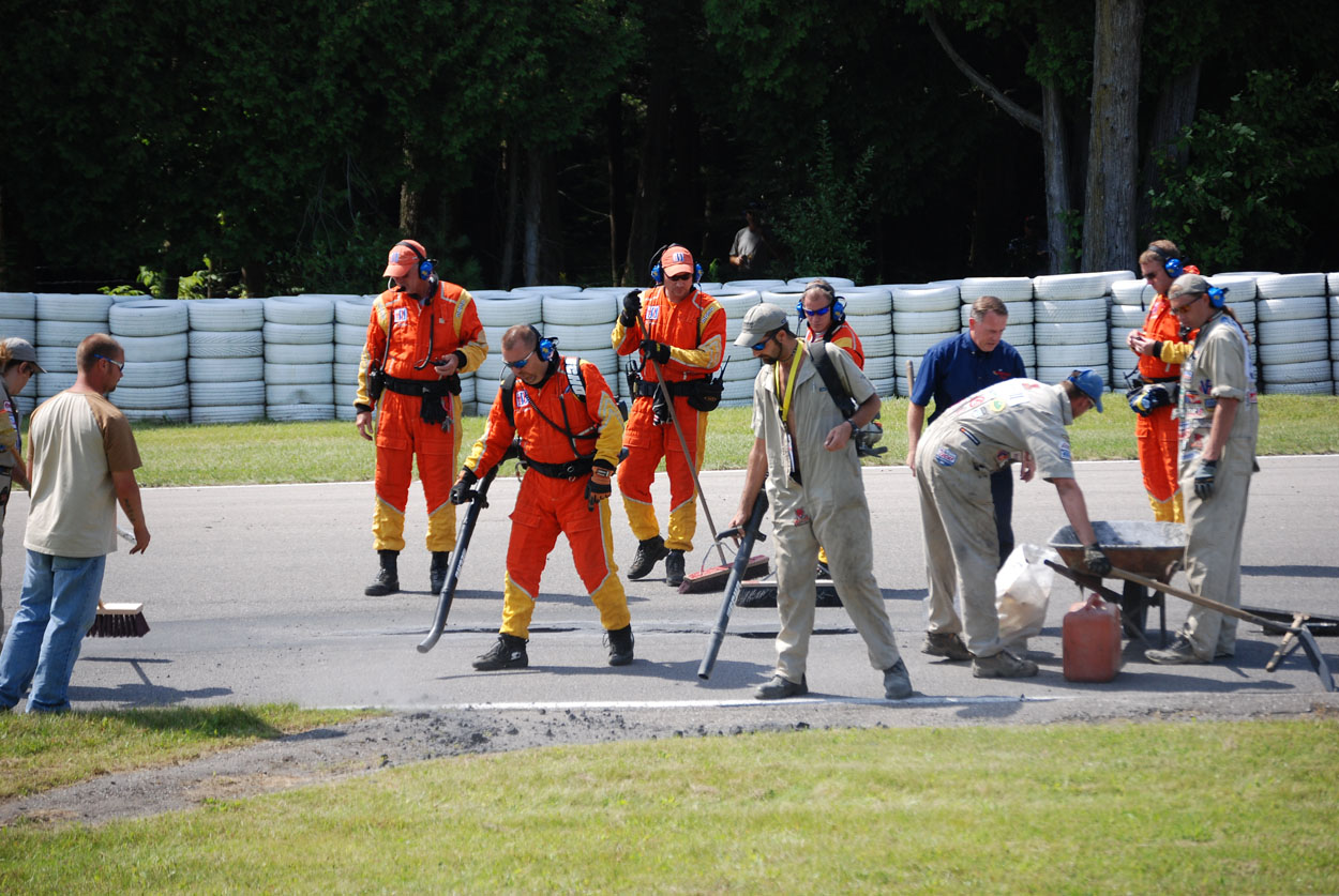 ALMS_Mosport_08_24