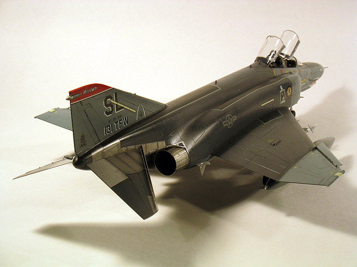 F4-004